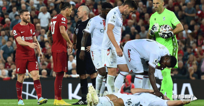 Darwin Nunez hit Crystal Palace defender Anderson