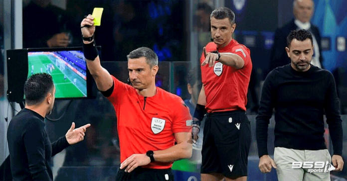 Xavi accused the referee