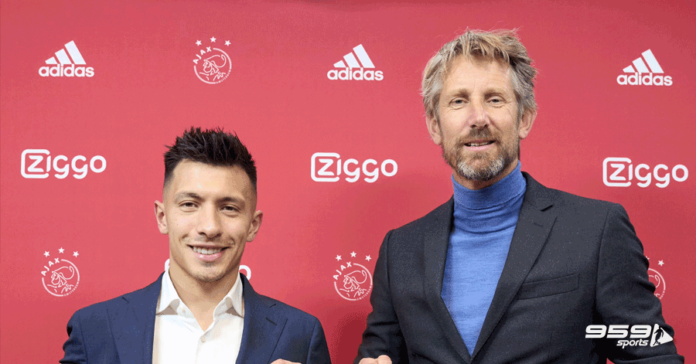 BK959-Image01 Van De Sar and Lisandro Martínez