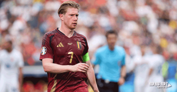 959-Sports---De-Bruyne-did-not-answer-the-interview-after-the-game-against-Slovakia-and-walked-away2