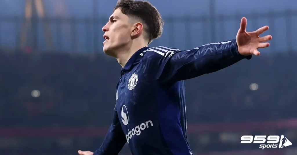 Napoli make €45m bid for Garnacho