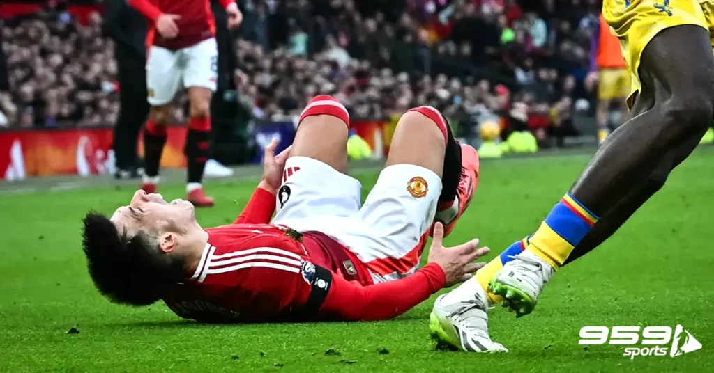 Lisandro Martinez likely to miss rest of season